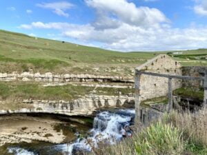 Molino-Bolao-Cascada-Cantabria-640x480