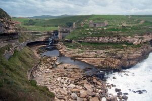 panoramica-molino-el-bolao-cantabria-inusual